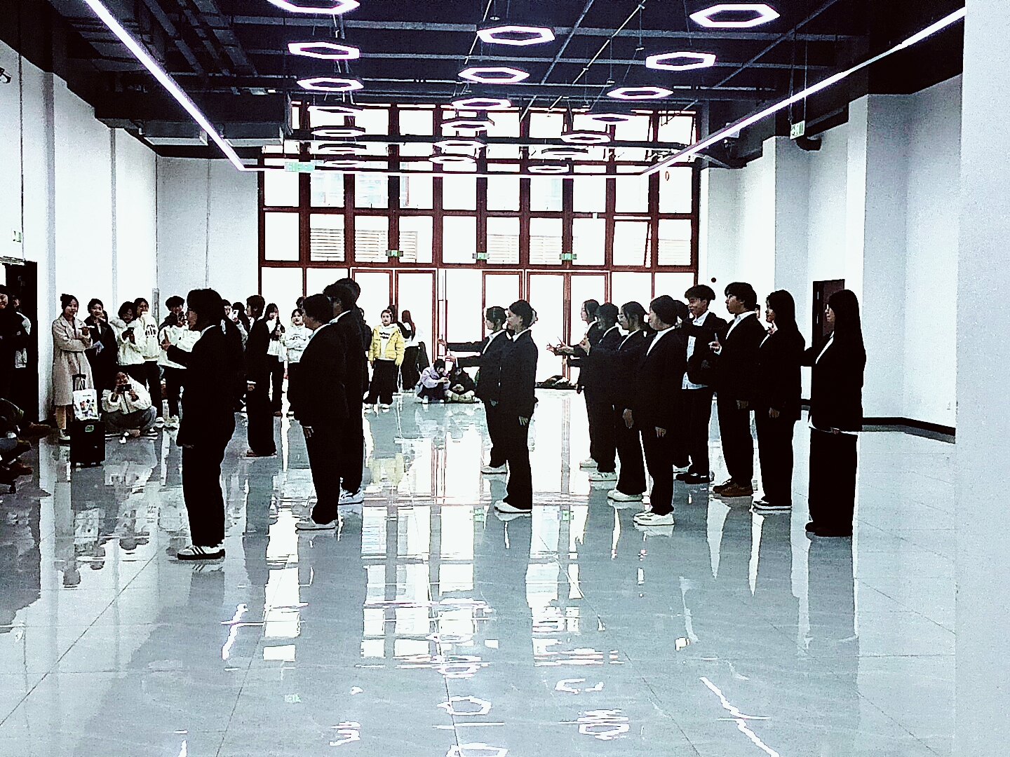 经济管理学院顺利完成“经管之夜”节目审查工作